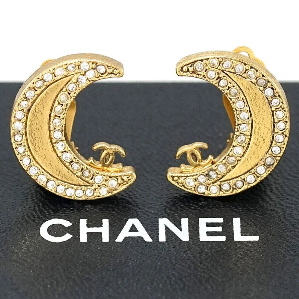 CHANEL CC Logos Gold Crescent Moon Earrings Gold Tone 01P Auth w/Box #20231 - Picture 2 of 6